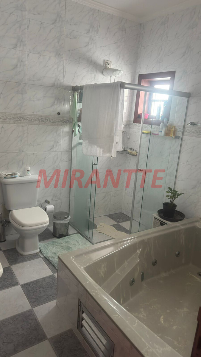Sobrado de 338m² com 4 quartos em City América