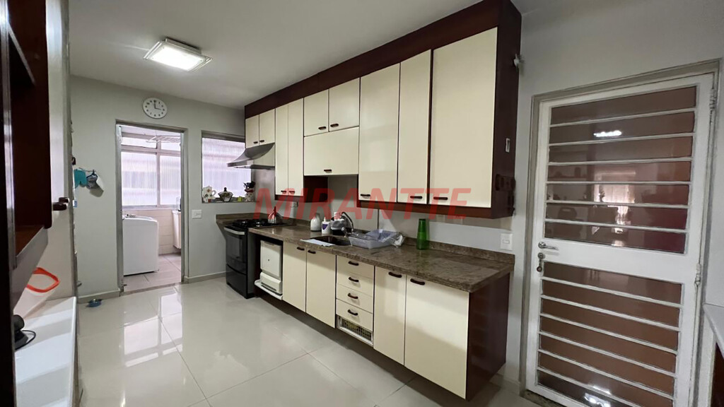Apartamento de 220m² com 3 quartos em Higienópolis