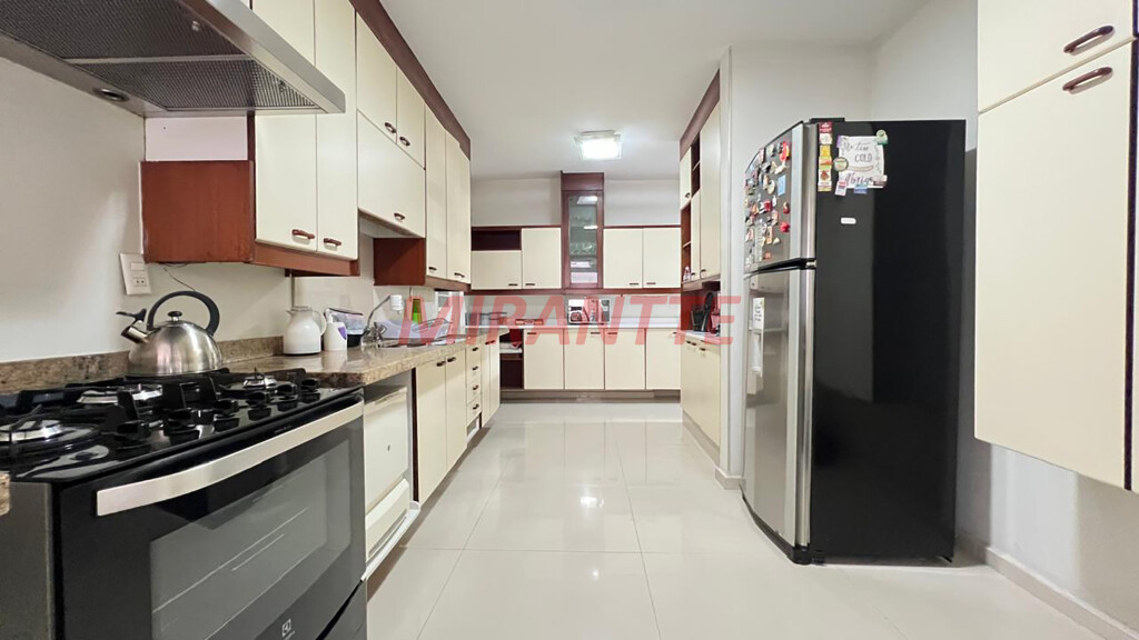 Apartamento de 220m² com 3 quartos em Higienópolis