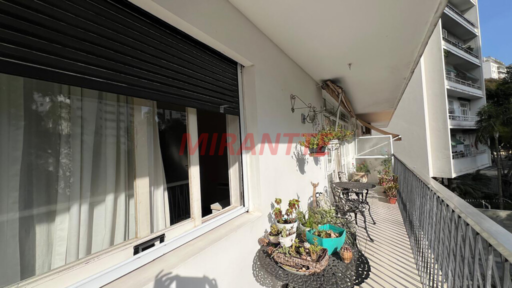 Apartamento de 220m² com 3 quartos em Higienópolis
