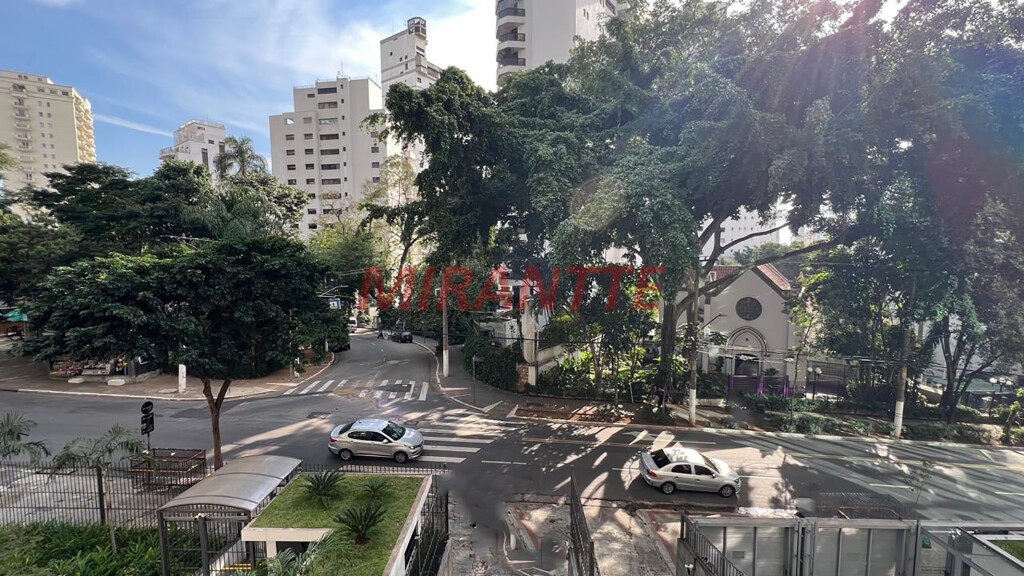 Apartamento de 220m² com 3 quartos em Higienópolis