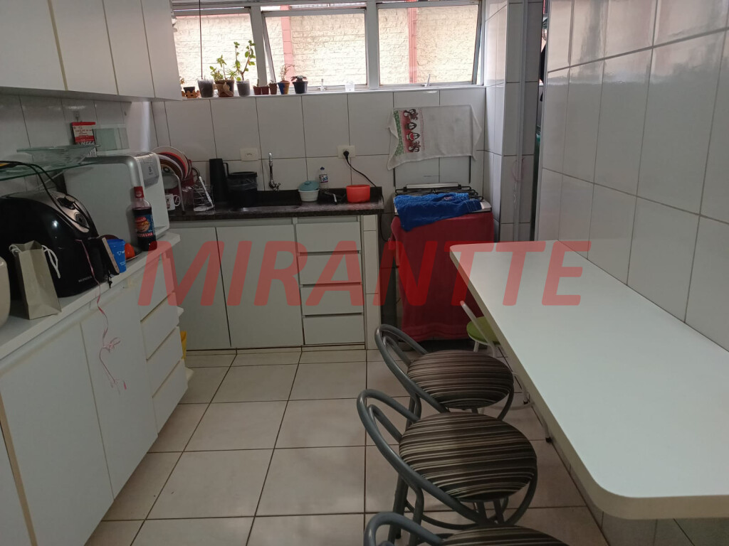 Apartamento de 71m² com 2 quartos em Limão