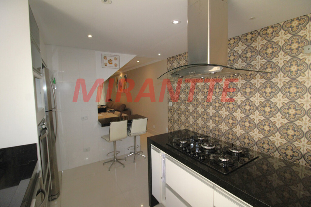 Sobrado de 120m² com 2 quartos em Parada  Inglesa