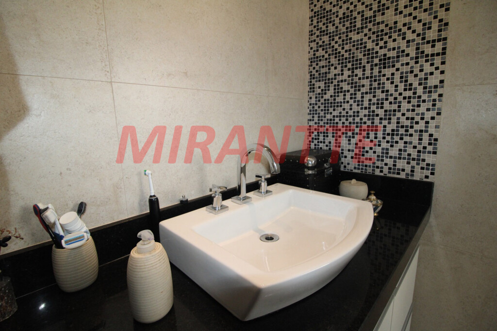 Sobrado de 120m² com 2 quartos em Parada  Inglesa