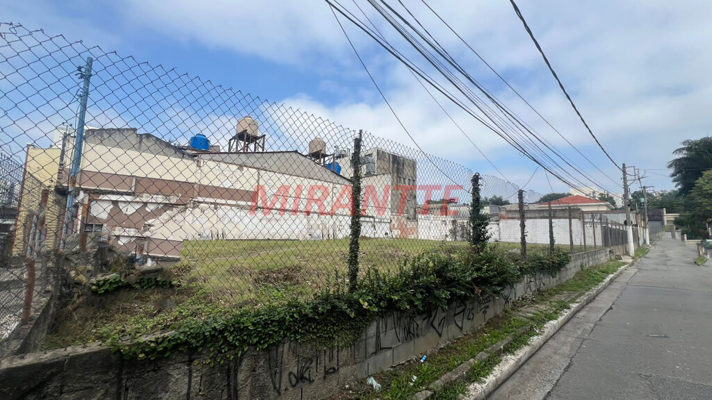 Terreno de 1500m² em Santana