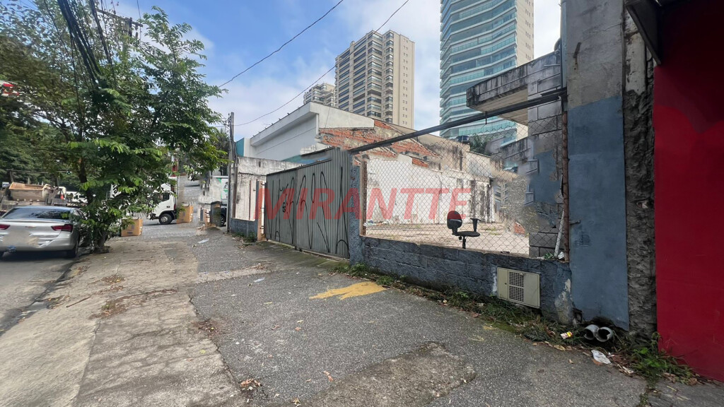 Terreno de 1500m² em Santana