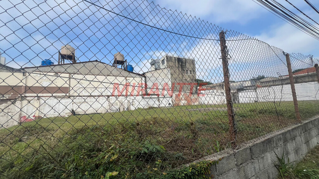 Terreno de 1500m² em Santana