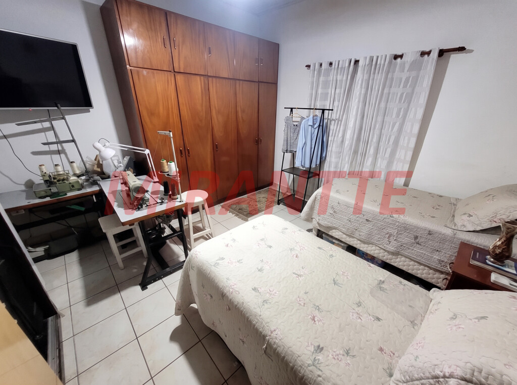 Casa terrea de 310m² com 5 quartos em Vila Paiva