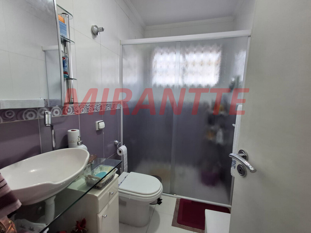 Sobrado com 2 quartos em Vila Nova Mazzei