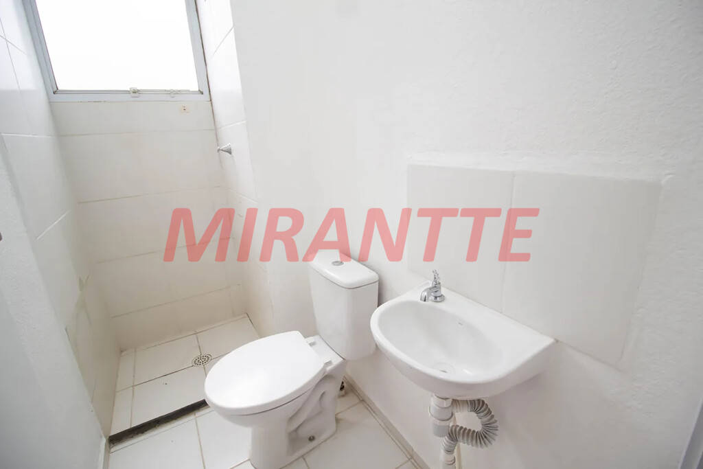 Apartamento de 40m² com 2 quartos em Jardim das Gracas