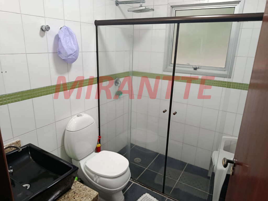 Cond. fechado de 346m² com 4 quartos em Roseira