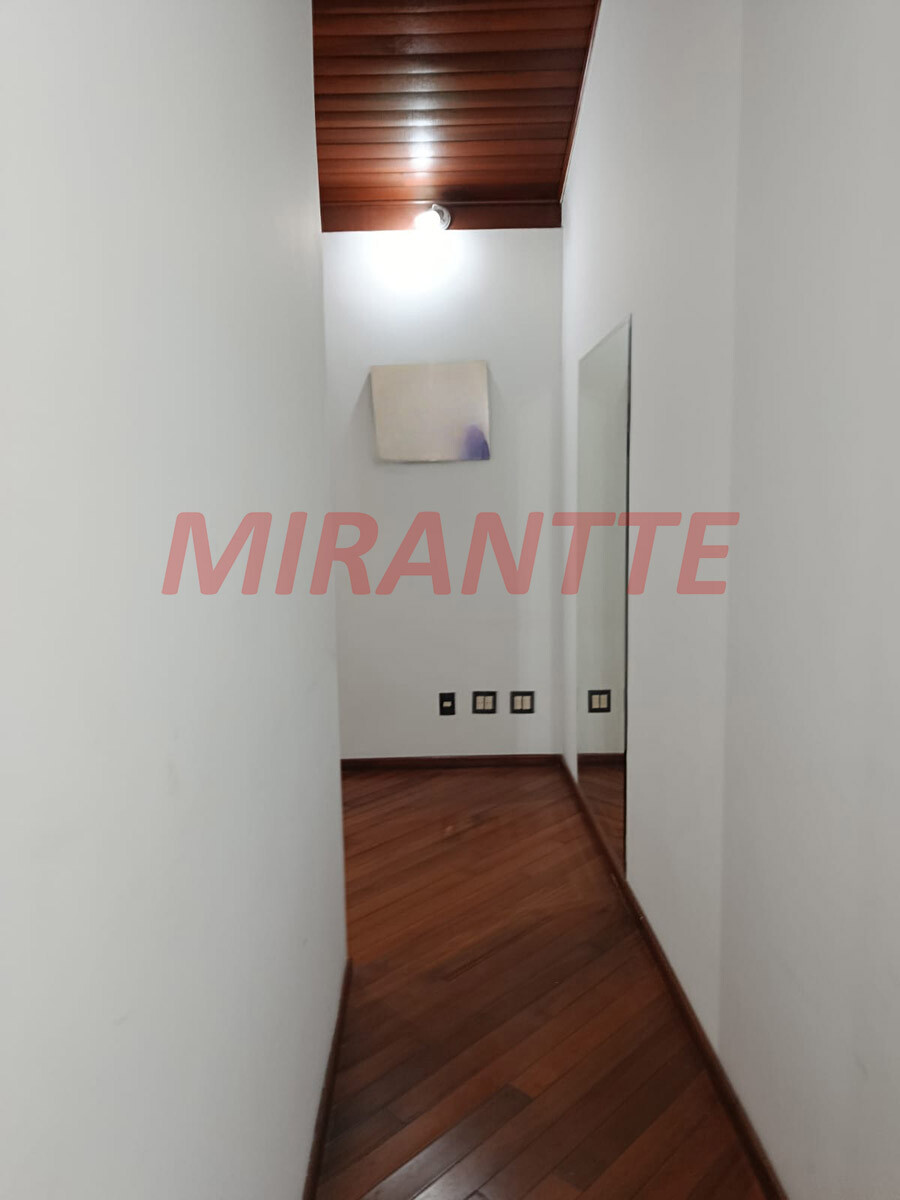 Cond. fechado de 346m² com 4 quartos em Roseira