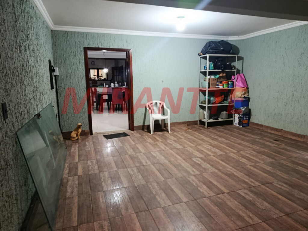 Cond. fechado de 346m² com 4 quartos em Roseira