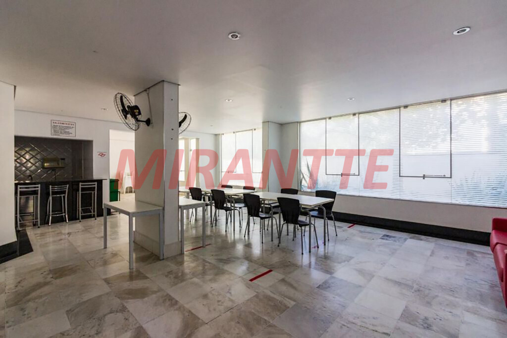 Apartamento de 56m² com 2 quartos em Limão