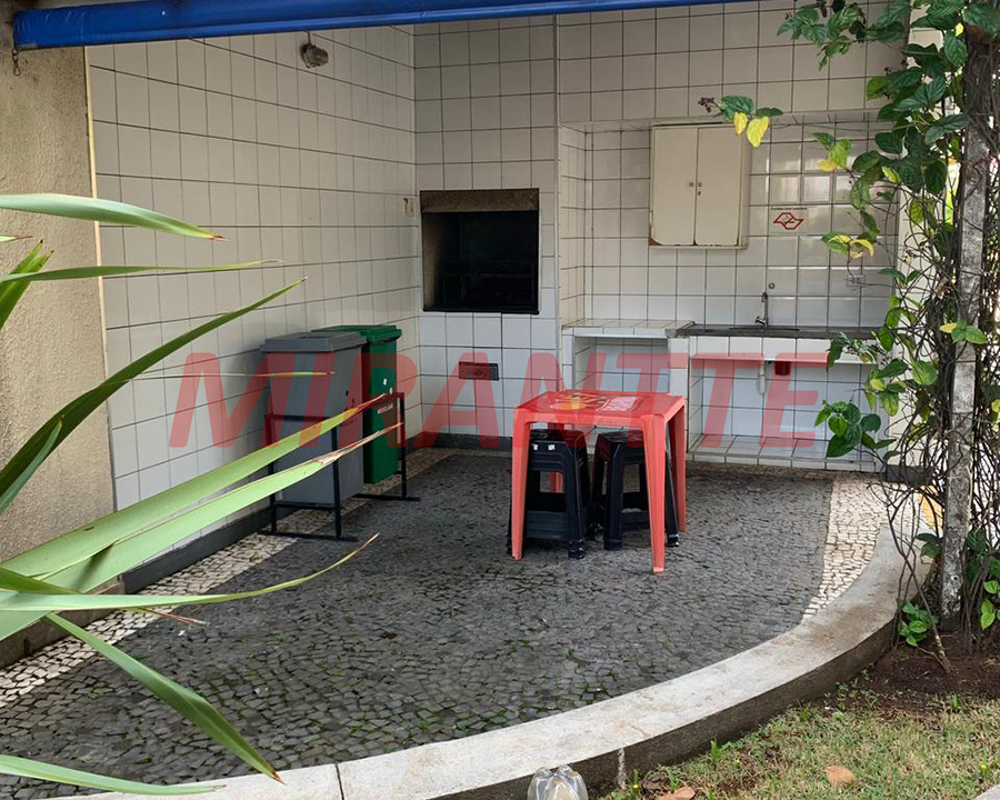 Apartamento de 56m² com 2 quartos em Limão