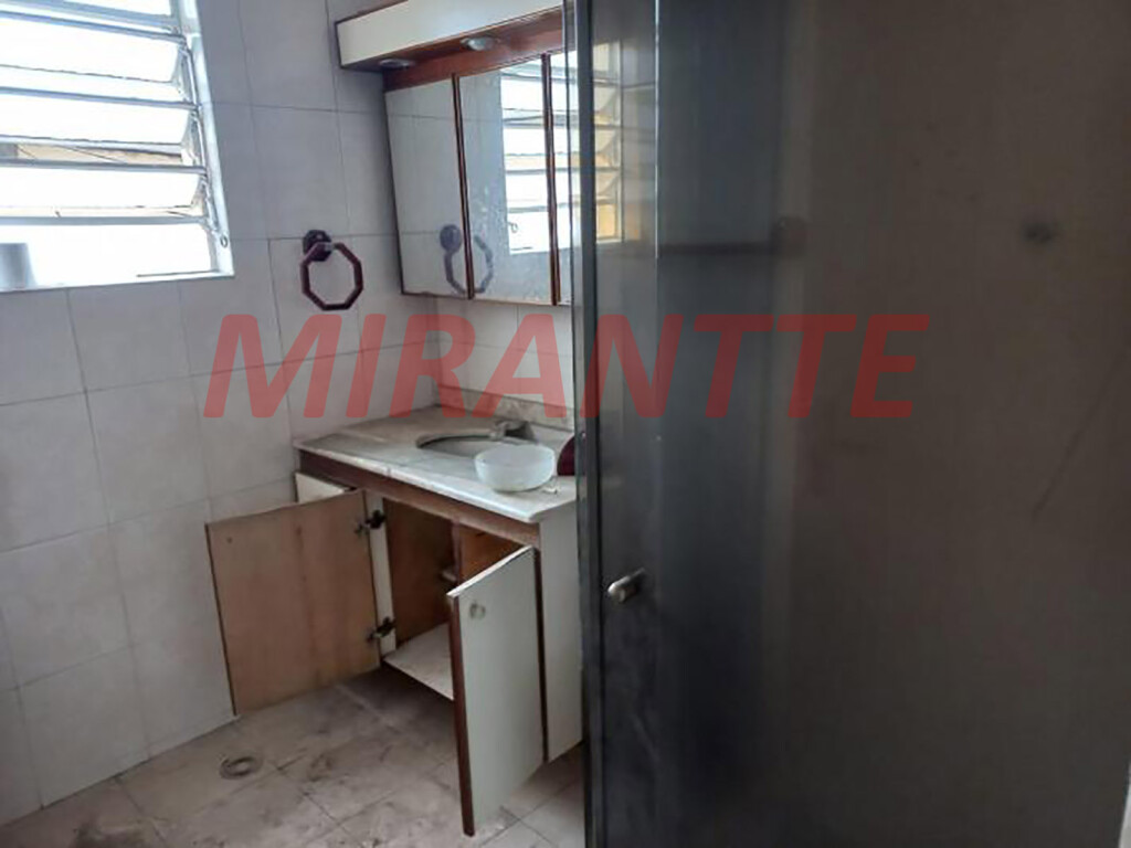 Sobrado com 3 quartos em Vila Mazzei