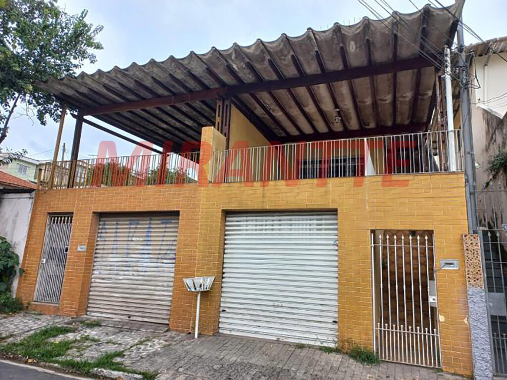 Sobrado com 3 quartos em Vila Mazzei