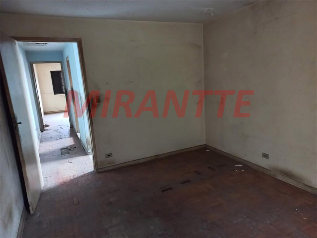 Sobrado com 3 quartos em Vila Mazzei