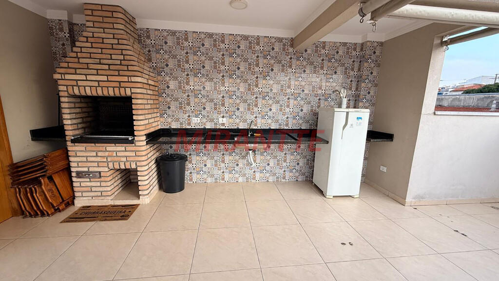 Apartamento de 42m² com 2 quartos em Vila Gustavo