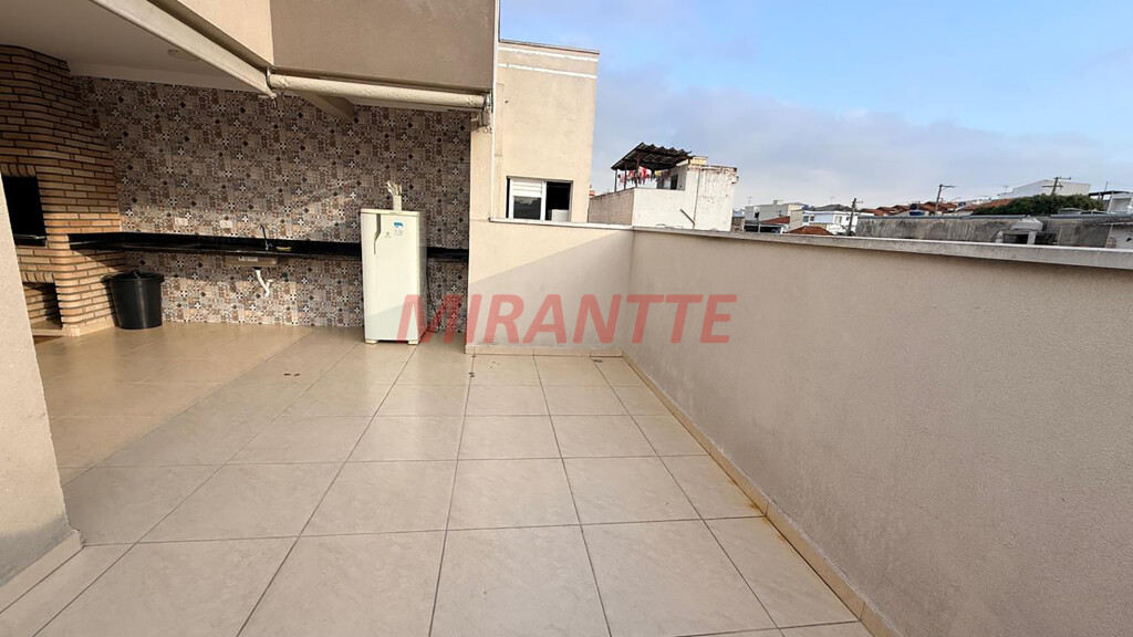 Apartamento de 42m² com 2 quartos em Vila Gustavo