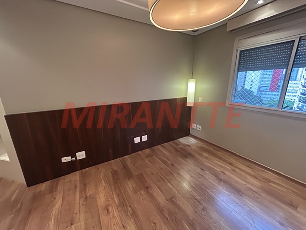Apartamento de 160m² com 3 quartos em Santana