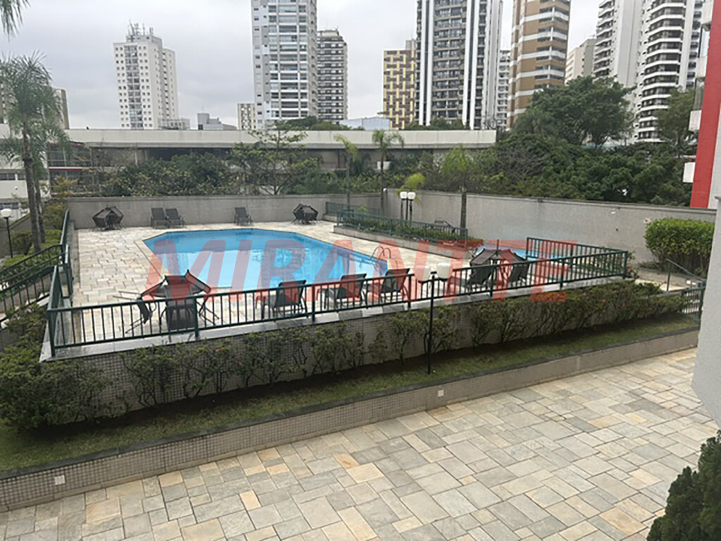 Apartamento de 160m² com 3 quartos em Santana