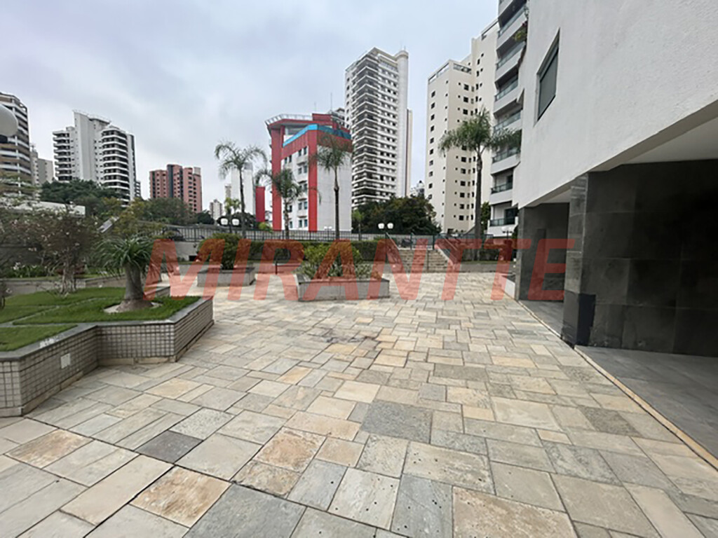 Apartamento de 160m² com 3 quartos em Santana