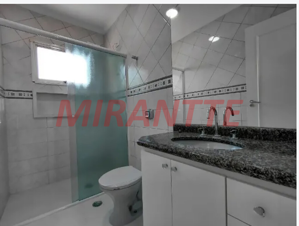 Cond. fechado de 110m² com 3 quartos em Vila Nivi