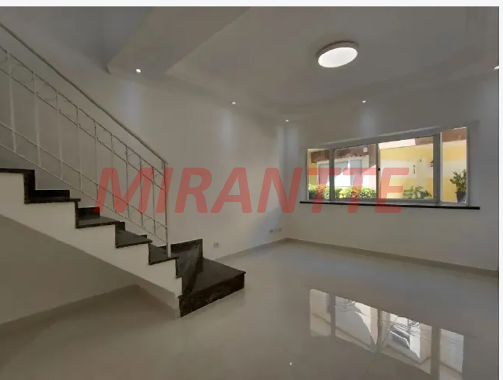 Cond. fechado de 110m² com 3 quartos em Vila Nivi
