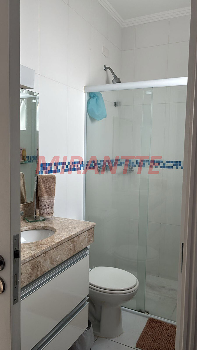 Sobrado de 150m² com 3 quartos em Parada  Inglesa