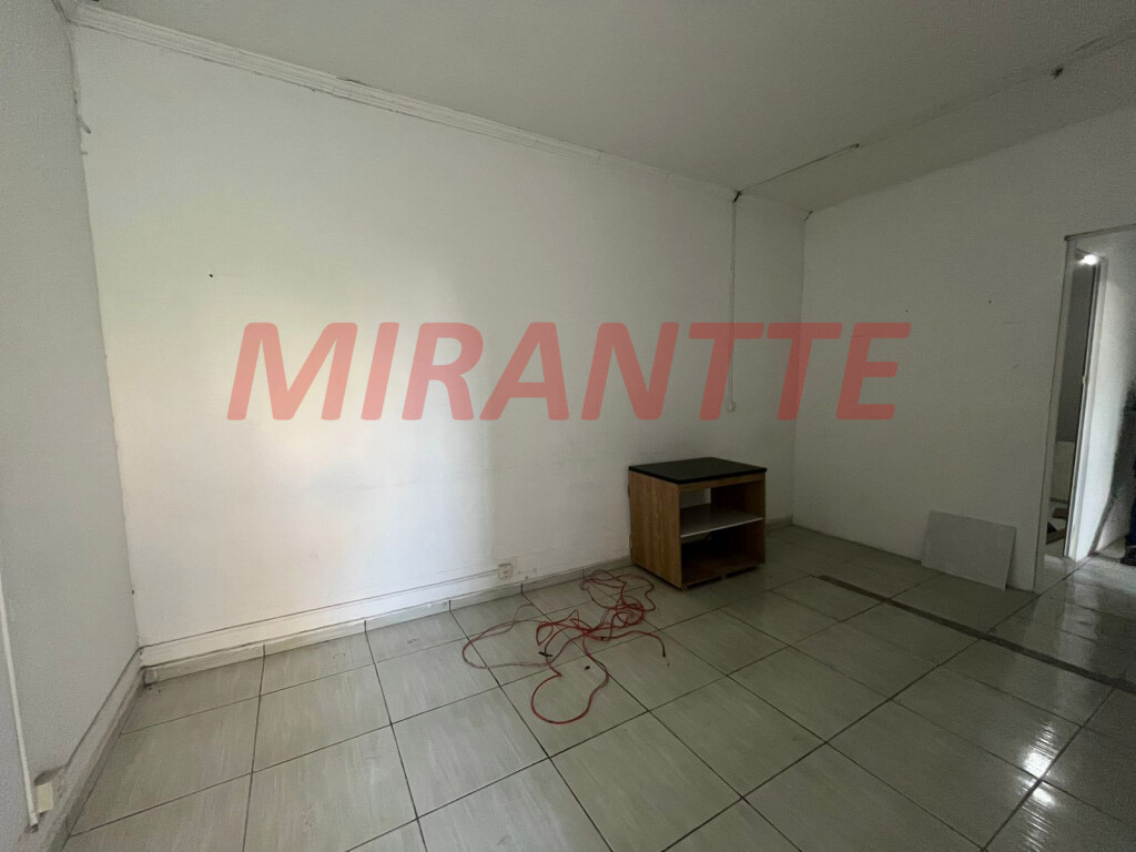 Comercial de 200m² em Santana