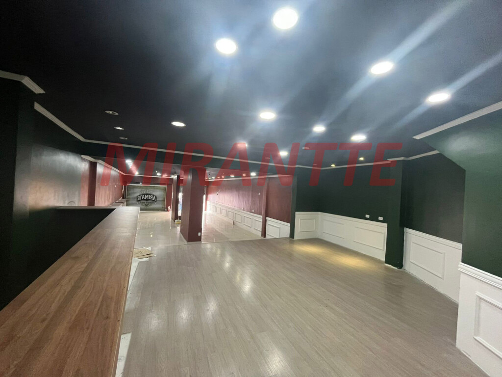 Comercial de 200m² em Santana