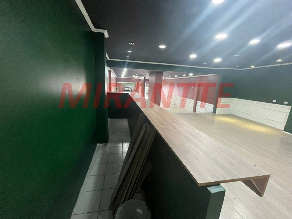 Comercial de 200m² em Santana