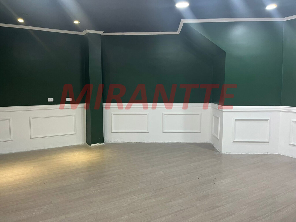 Comercial de 200m² em Santana