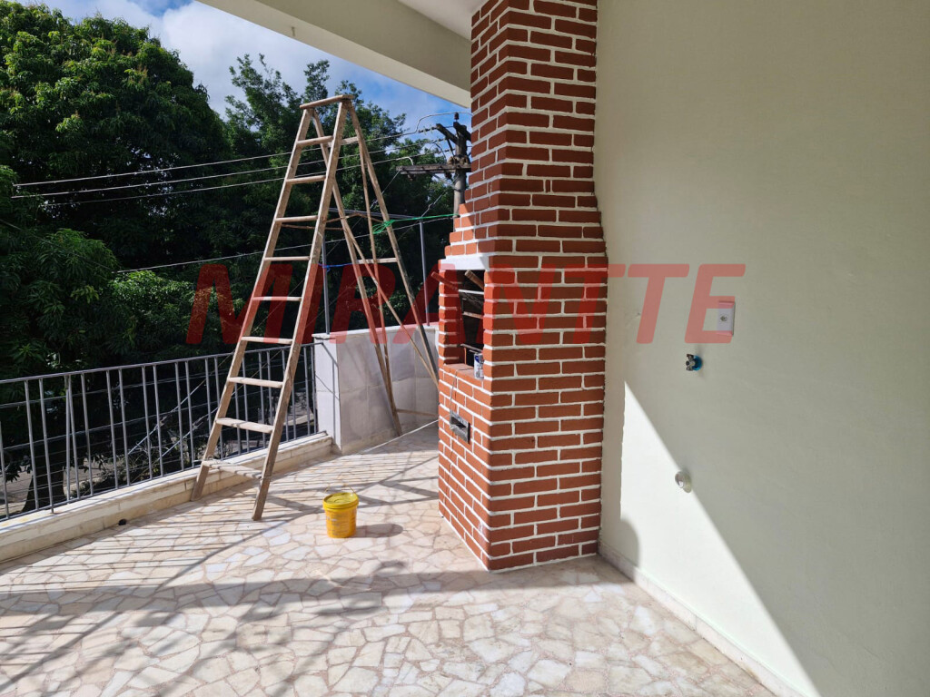 Sobrado de 230m² com 2 quartos em Casa Verde