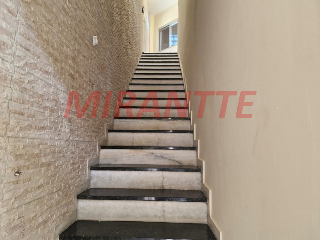 Sobrado de 230m² com 2 quartos em Casa Verde