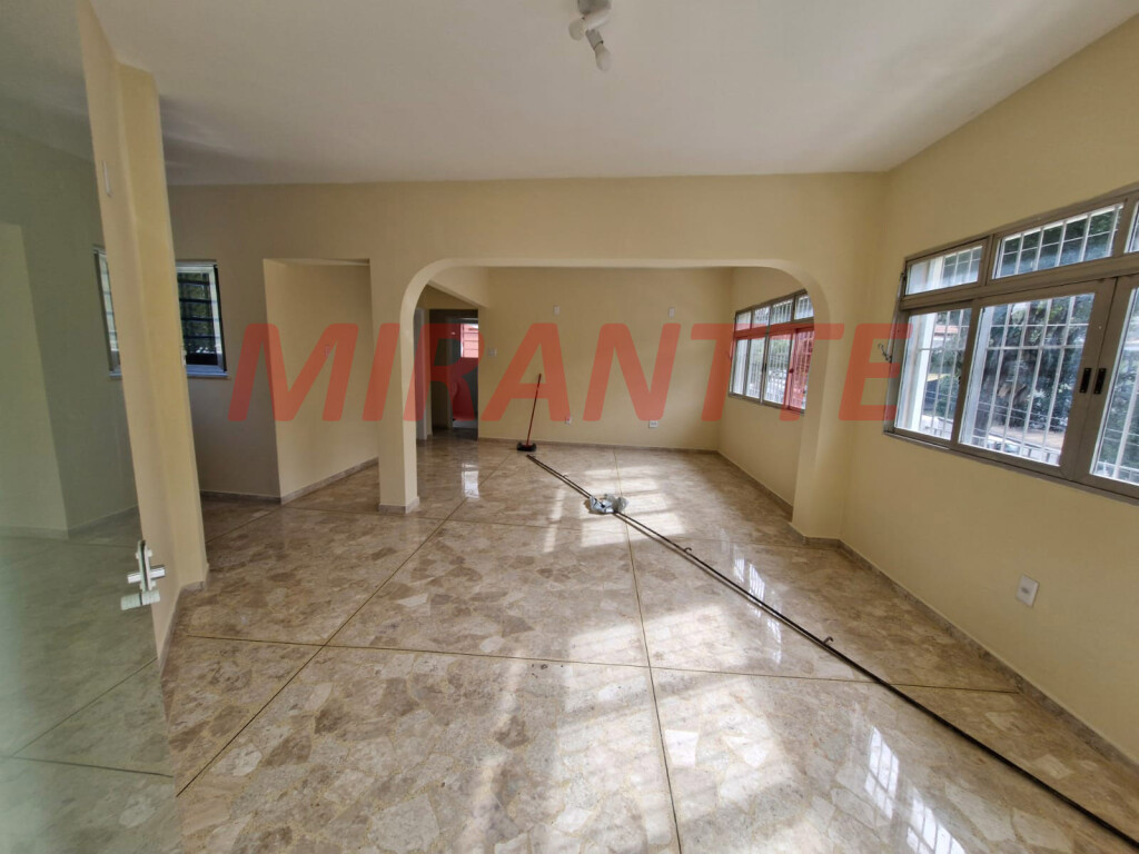 Sobrado de 230m² com 2 quartos em Casa Verde