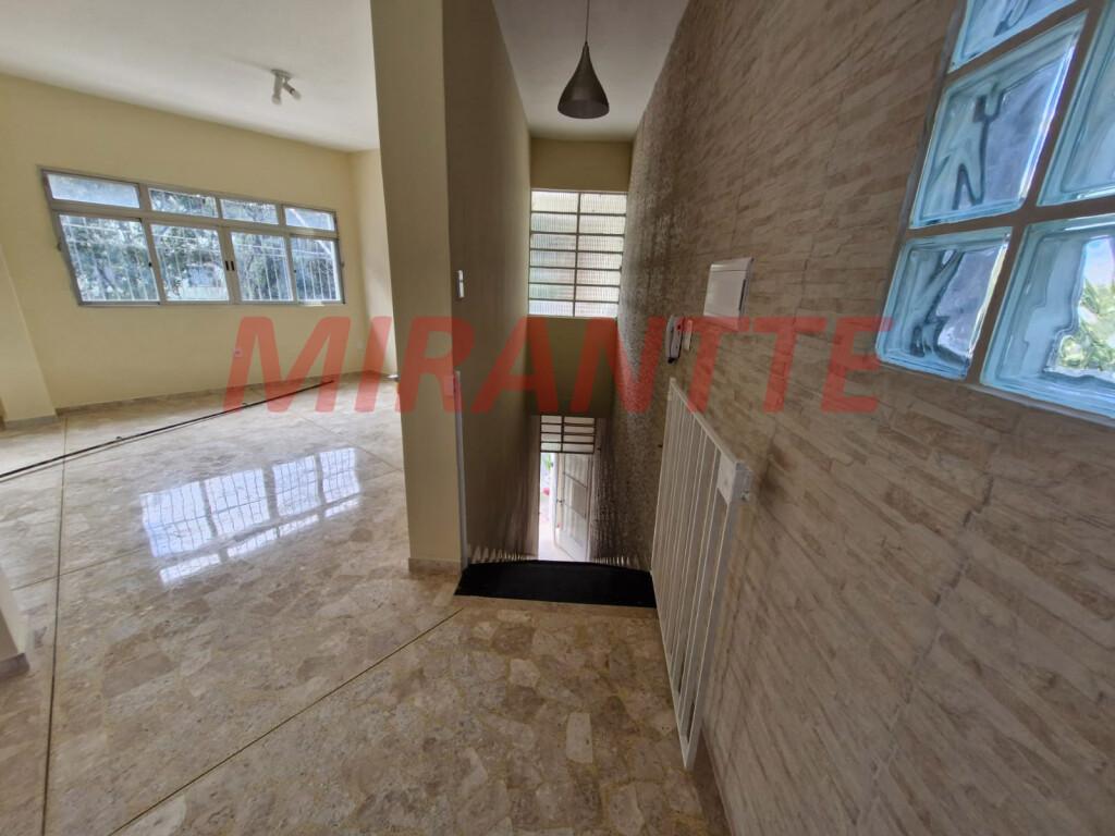 Sobrado de 230m² com 2 quartos em Casa Verde