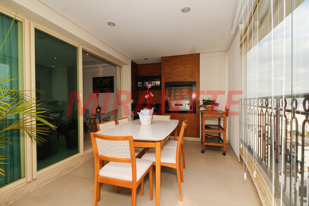 Apartamento de 200m² com 4 quartos em Santana