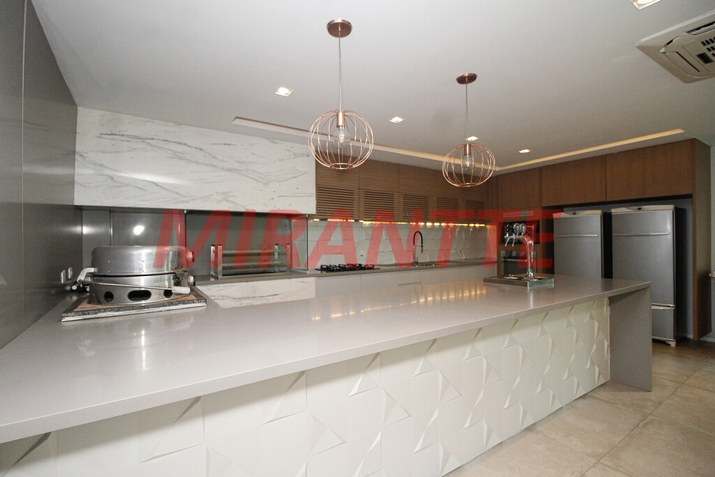 Apartamento de 200m² com 4 quartos em Santana