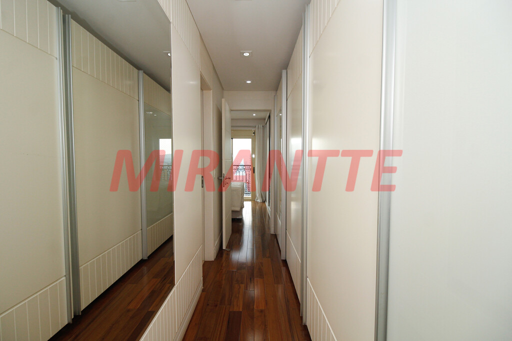 Apartamento de 200m² com 4 quartos em Santana