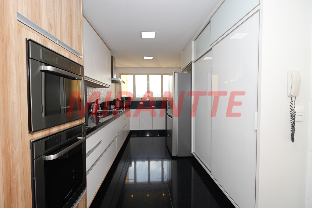 Apartamento de 200m² com 4 quartos em Santana