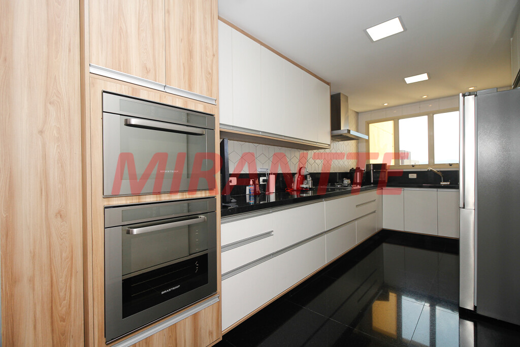 Apartamento de 200m² com 4 quartos em Santana