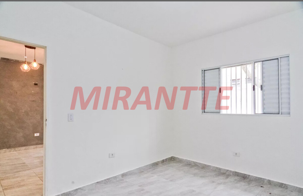 Casa terrea de 220m² com 4 quartos em Parque Peruche
