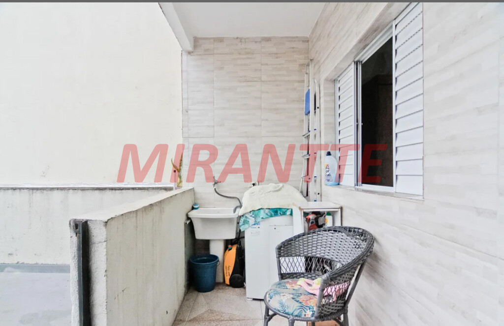 Casa terrea de 220m² com 4 quartos em Parque Peruche