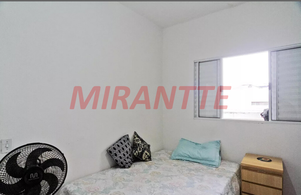 Casa terrea de 220m² com 4 quartos em Parque Peruche