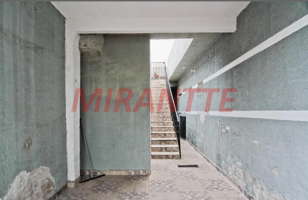 Casa terrea de 220m² com 4 quartos em Parque Peruche