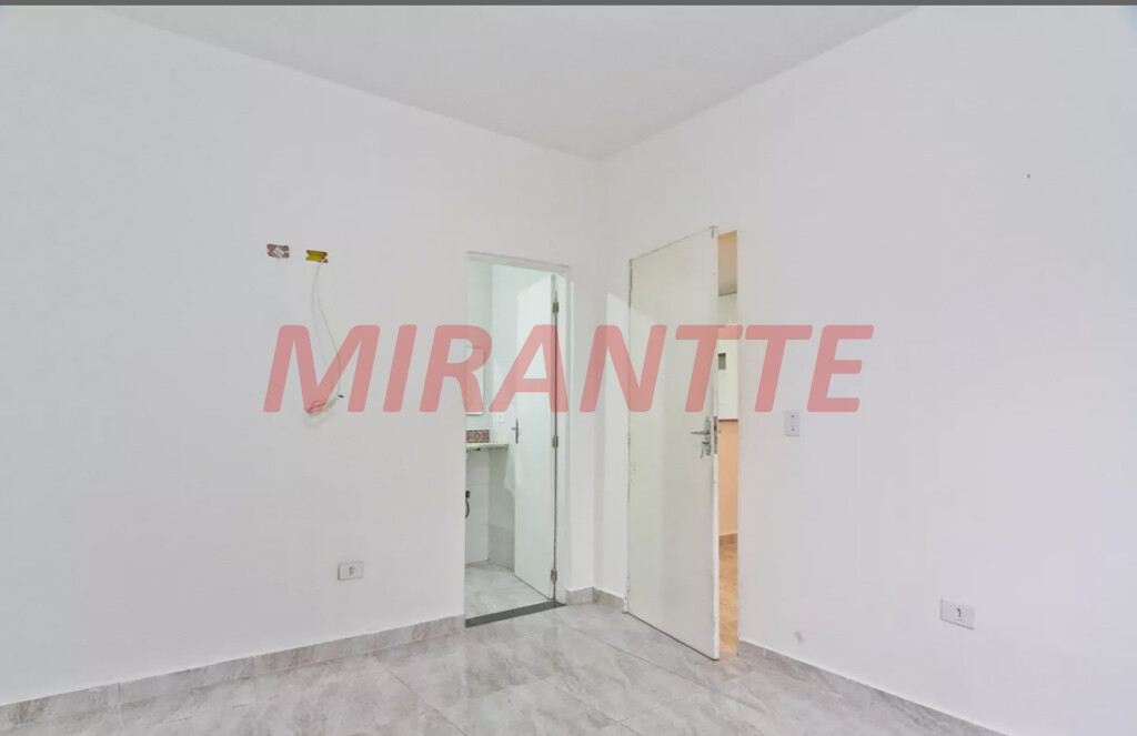 Casa terrea de 220m² com 4 quartos em Parque Peruche