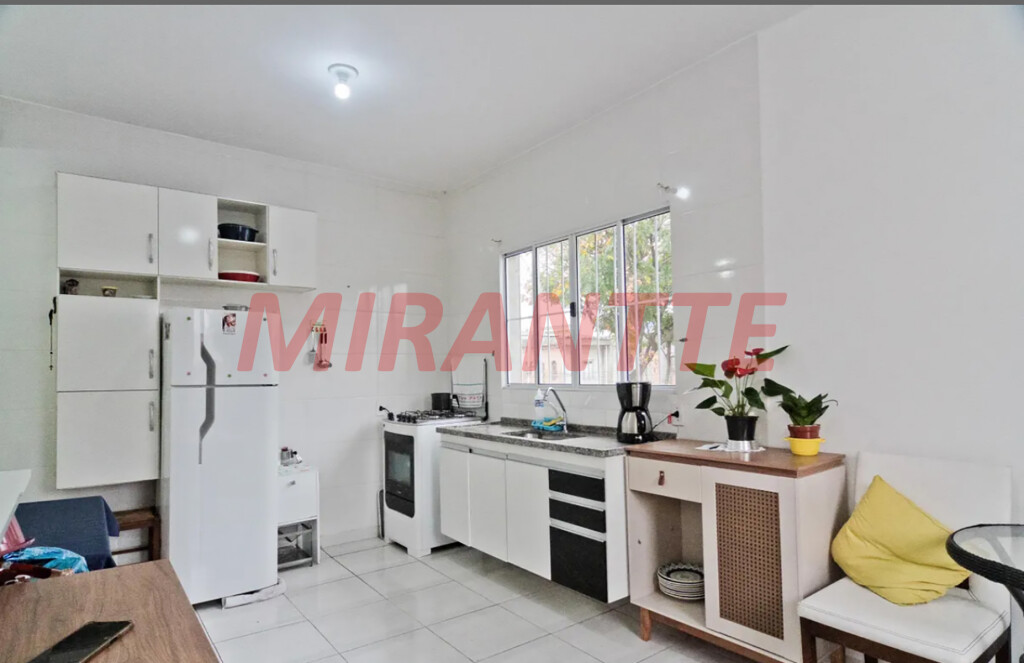 Casa terrea de 220m² com 4 quartos em Parque Peruche