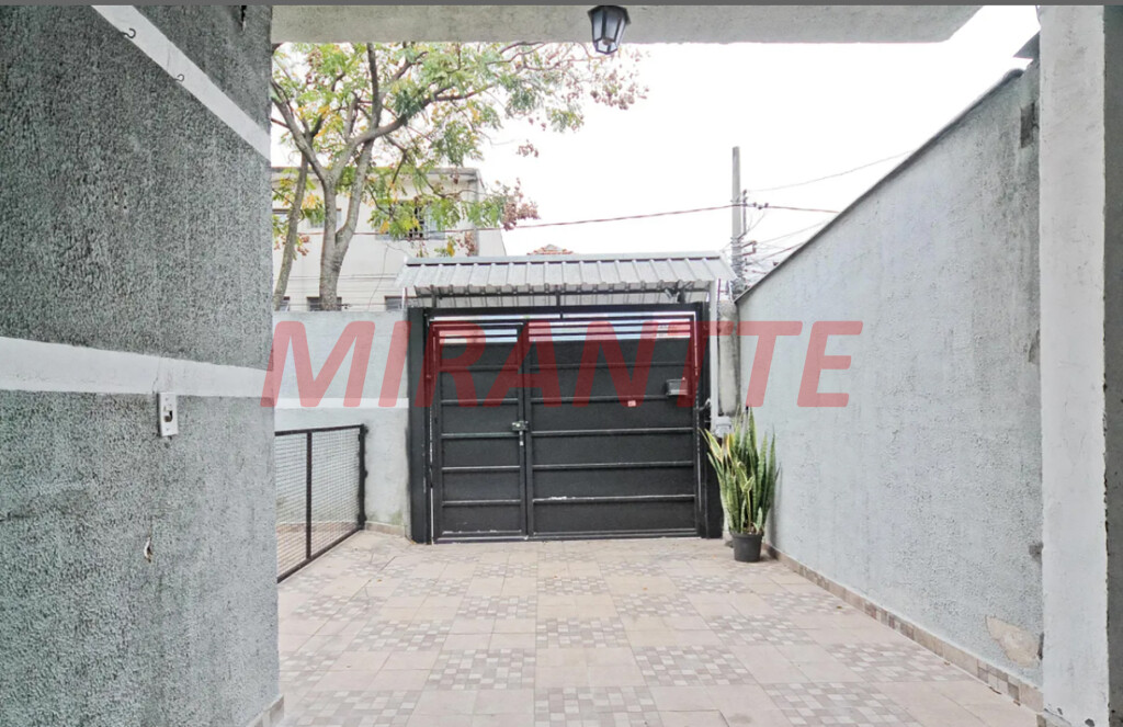 Casa terrea de 220m² com 4 quartos em Parque Peruche